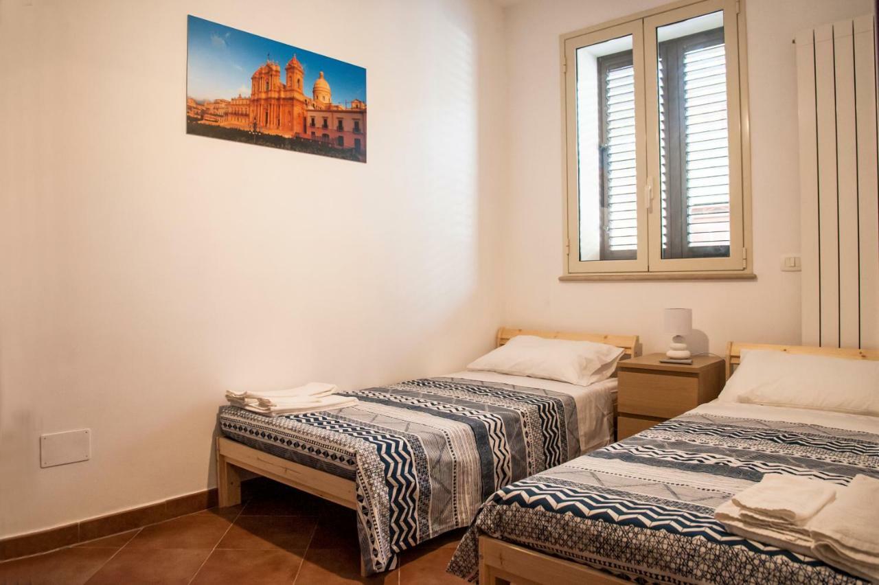 La Lanterna Casa Vacanze Lejlighed Noto Eksteriør billede